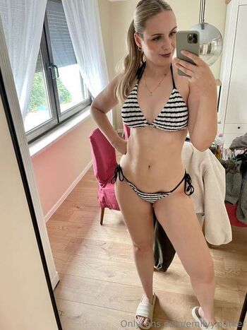 Full leaked Emily parker vip private photo