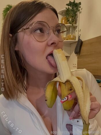 Full leaked Emily prufer private onlyfans photo