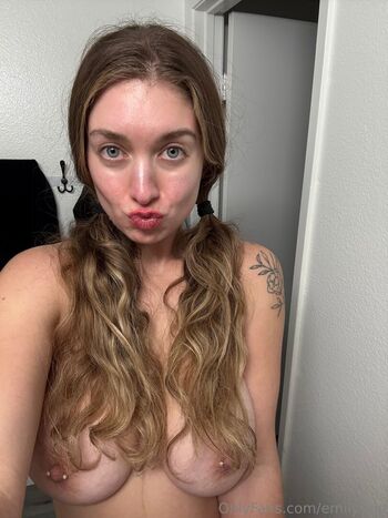 Full leaked Emily rainey private onlyfans photo