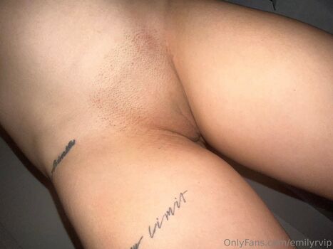 Full leaked Emily rainey private onlyfans photo