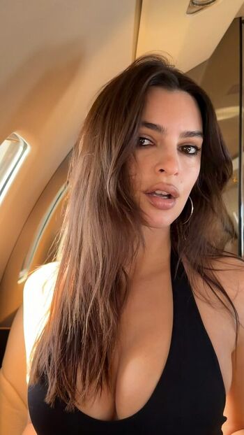 Full leaked Emily ratajkowski  page private onlyfans photo