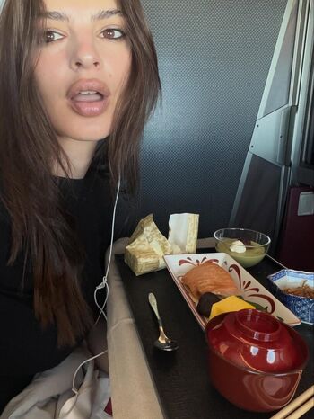 Full leaked Emily ratajkowski  page private onlyfans photo