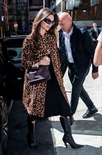 Full leaked Emily ratajkowski private onlyfans photo