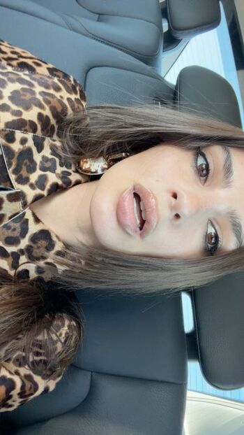 Full leaked Emily ratajkowski private onlyfans photo