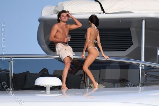 Full leaked Emily ratajkowski  page private photo