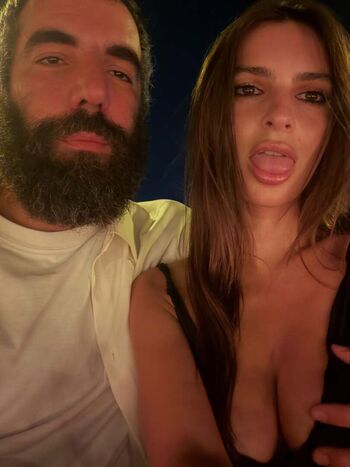 Emily Ratajkowski