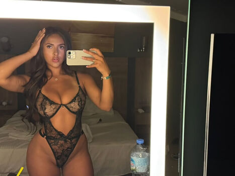 Full leaked Emily rees private onlyfans photo