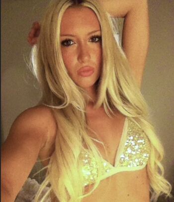 Full leaked Emily roman private onlyfans photo