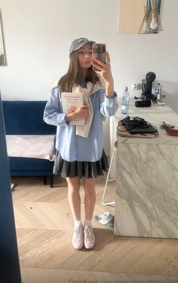 Full leaked Emily rrr private photo