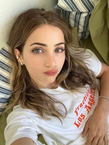 Full leaked Emily rudd private photo