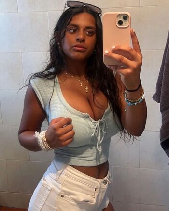 Full leaked Emily santttt page private photo
