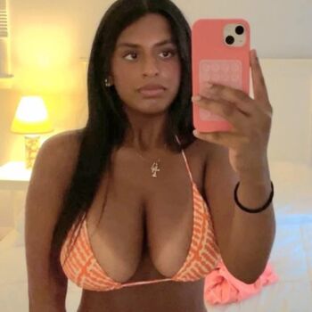 Full leaked Emily santttt private photo