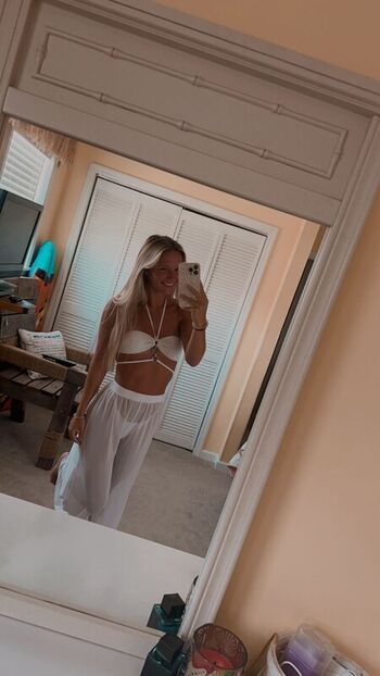 Full leaked Emily sentner private photo