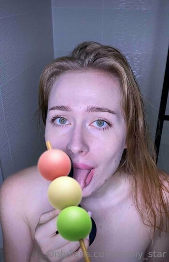 Full leaked Emily star private photo