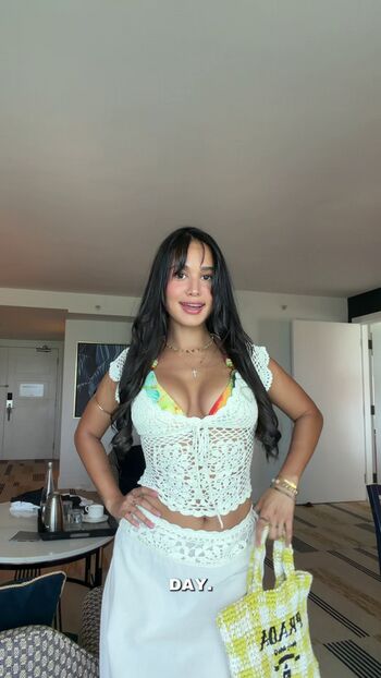 Full leaked Emily tosta private photo