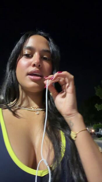 Full leaked Emily tosta private photo