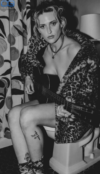 Full leaked Emilyarmstrong private onlyfans photo