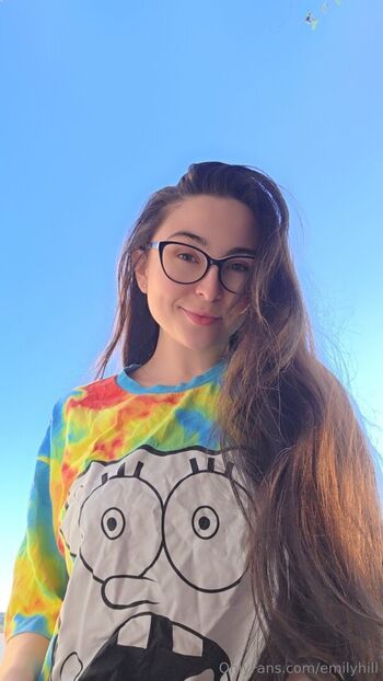 Full leaked Emilyhill private photo