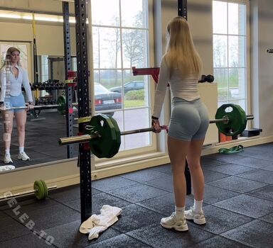 Full leaked Emilylior private onlyfans photo