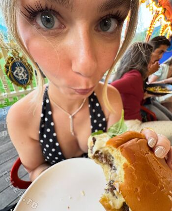 Full leaked Emilylior private photo