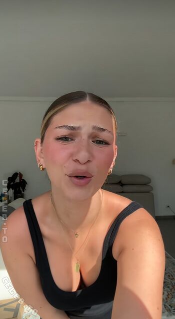 Full leaked Emilylior private photo