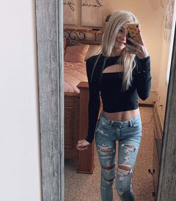 Full leaked Emilymichellejohnson private photo