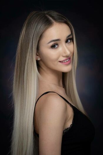 Full leaked Emilyraymont private photo