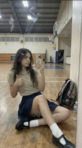 Full leaked Emilysal private photo
