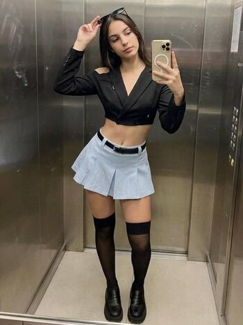 Full leaked Emilysal private photo