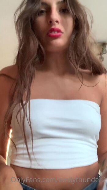Full leaked Emilythunder private onlyfans photo