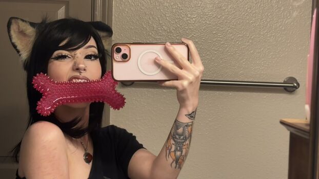 Full leaked Emilyy manson private onlyfans photo