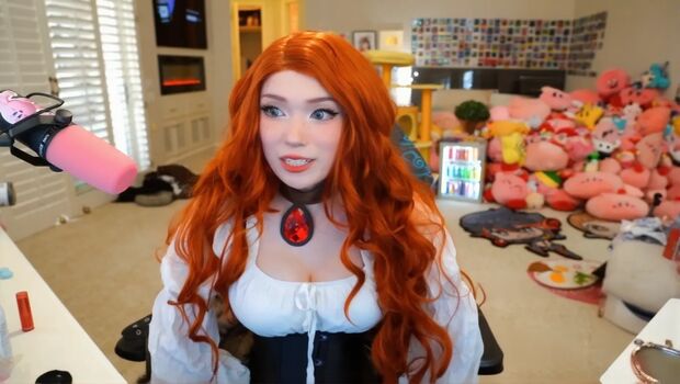 Full leaked Emiru  page private onlyfans photo