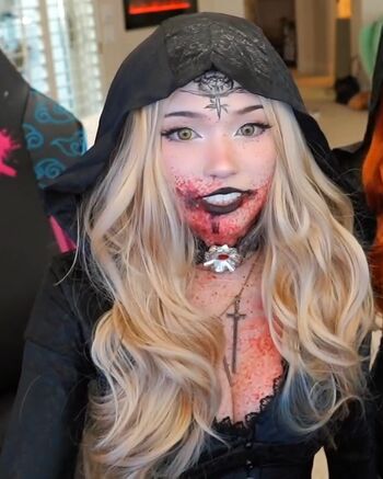 Full leaked Emiru  page private onlyfans photo