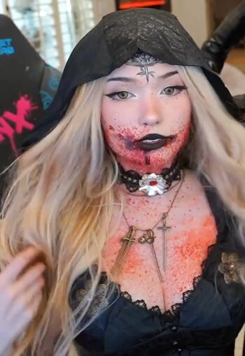 Full leaked Emiru  page private onlyfans photo