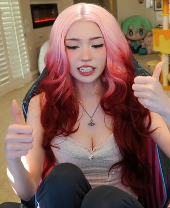 Full leaked Emiru  page private onlyfans photo