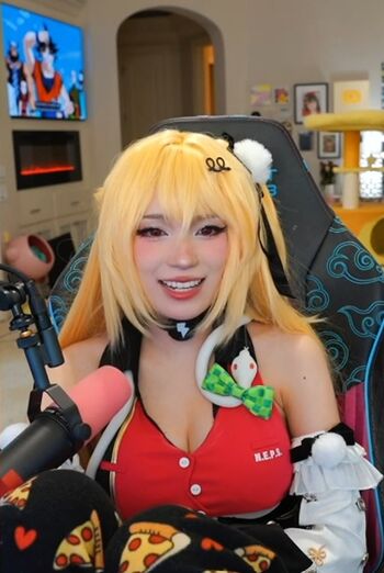 Full leaked Emiru private photo