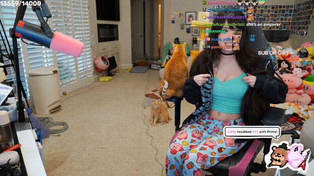 Full leaked Emiru private photo