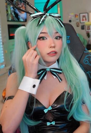 Full leaked Emiru private photo
