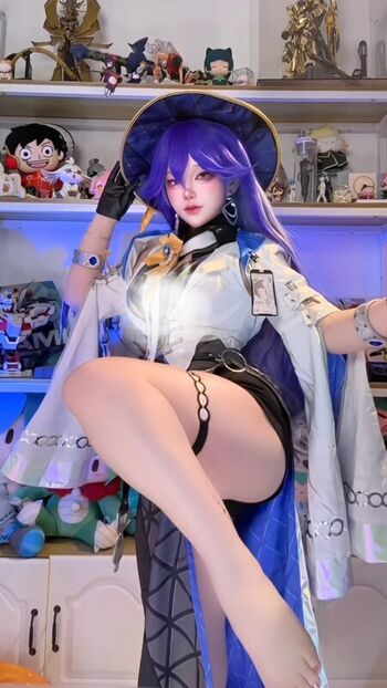 Full leaked Emishenn private photo