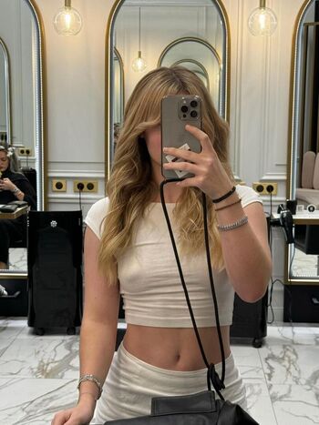 Full leaked Emma private photo