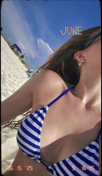 Full leaked Emma beardsley page private onlyfans photo