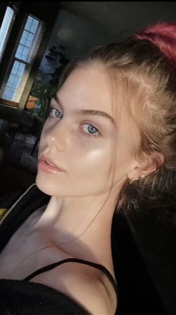 Full leaked Emma beardsley private onlyfans photo