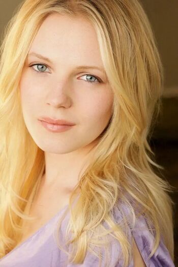 Full leaked Emma bell private photo