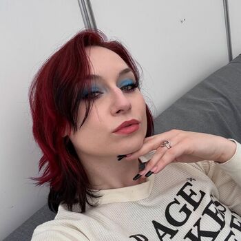Full leaked Emma boster private photo