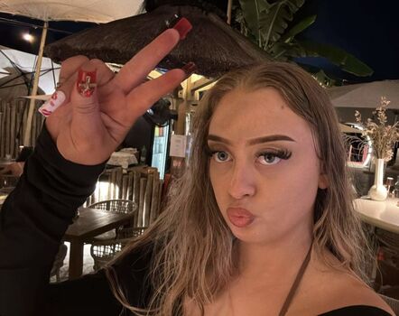 Full leaked Emma boyer private photo