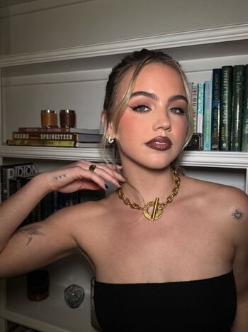 Full leaked Emma brooks private onlyfans photo