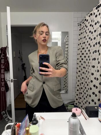 Full leaked Emma brooks private photo