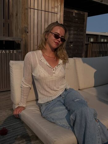 Full leaked Emma brooks private photo