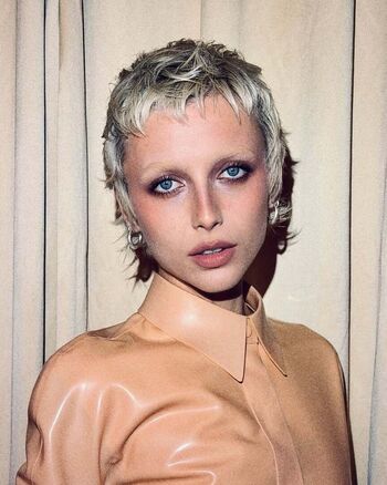 Full leaked Emma chamberlain page private onlyfans photo