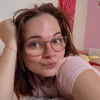 Full leaked Emma clarke private photo